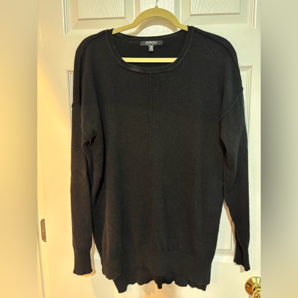 Saks Fifth Avenue Classic Black Cashmere Tunic Top